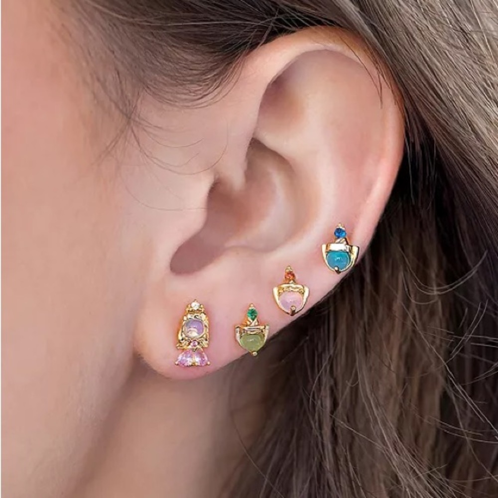 Disney Sleeping beauty earrings princess aurora